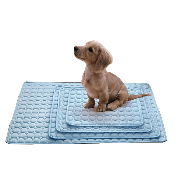 Blankets and Summer Cooling Mats